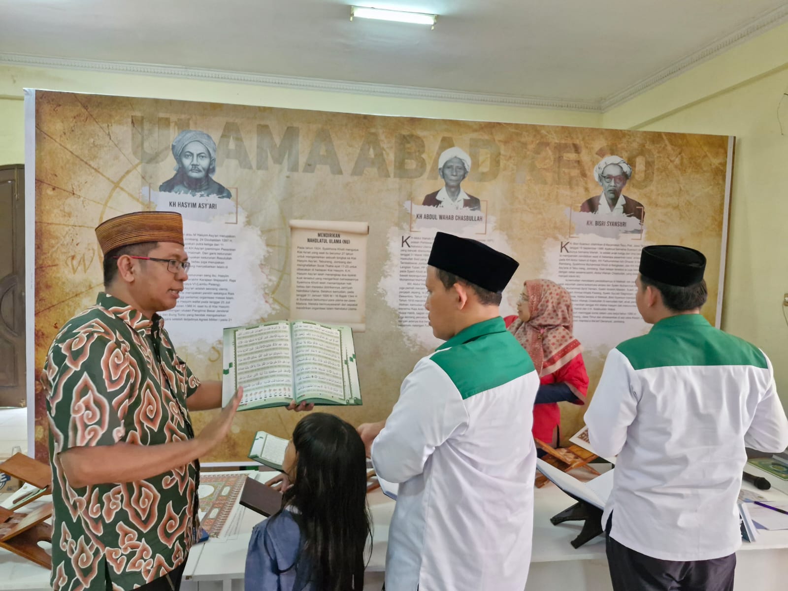 Mushaf Untuk Difabel Turut Ditampilkan pada Pameran Jejak Ulama Aswaja di NU Kota Bekasi