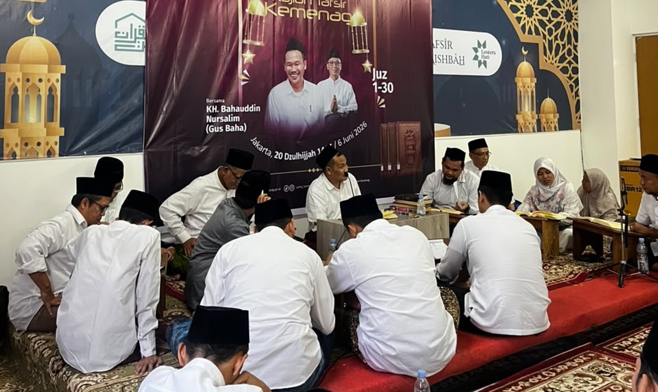 Khataman Penyempurnaan Tafsir Kemenag, Gus Baha Tuntaskan Koreksi Jilid 1–10 dan Pendahuluan