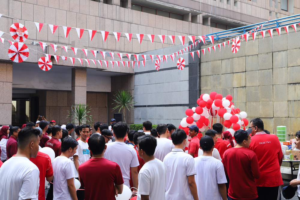 HUT ke-81 RI, LPMQ Gelar Fun Walk 4 Kilometer di TMII