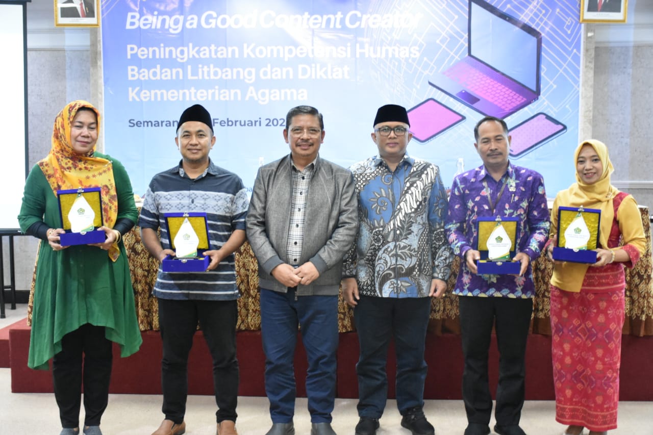 Kanal Medsos LPMQ Raih Penghargaan Produksi Konten Terbaik