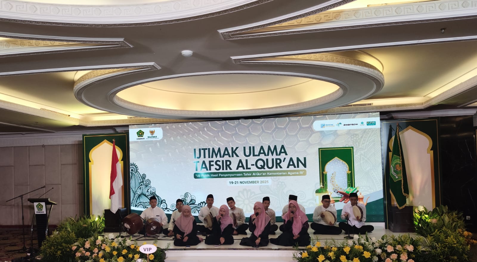 Grup Hadrah LPMQ Tampil di Ijtimak Ulama Tafsir Al-Qur’an