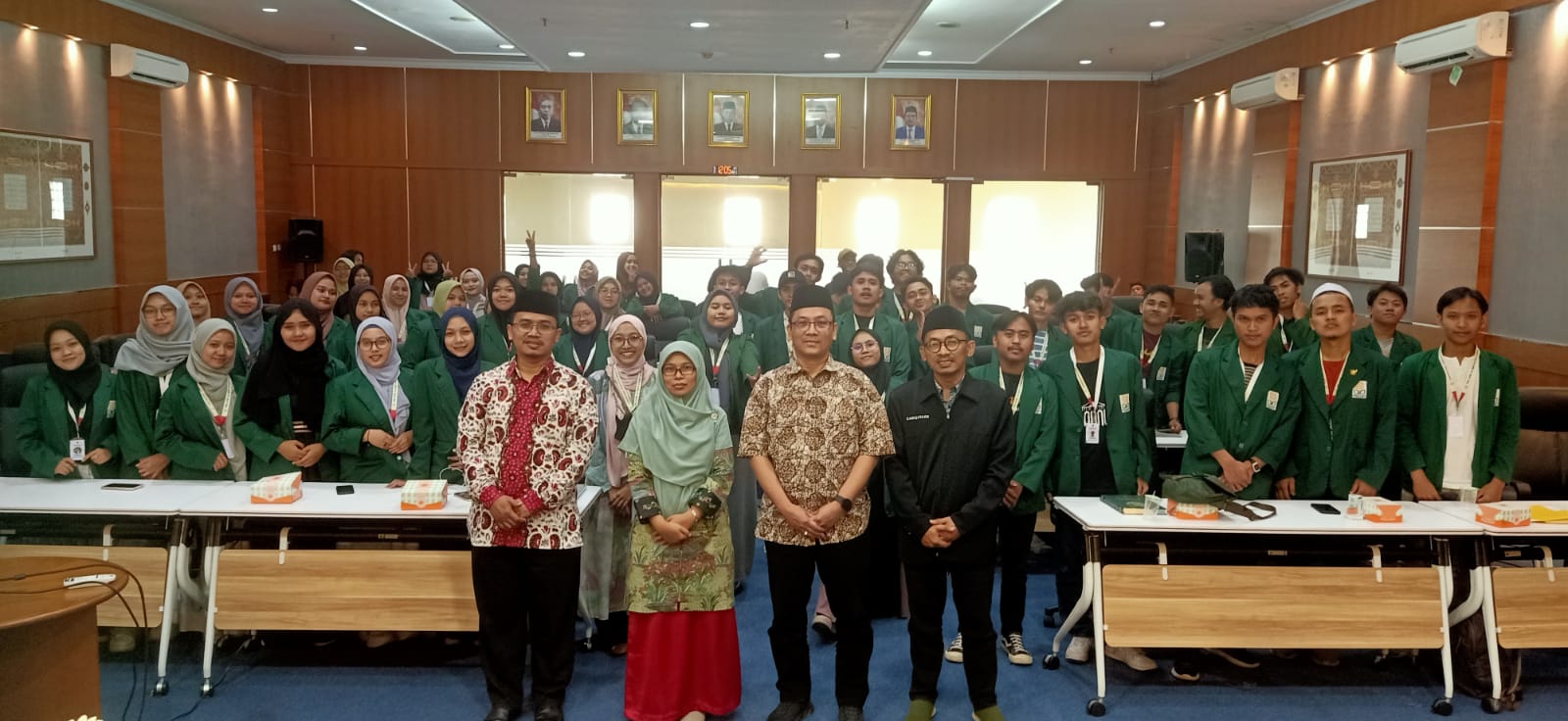 Kunjungi LPMQ, Mahasiswa IAT UIN Sunan Kalijaga Belajar MSI dan Terjemah Kemenag