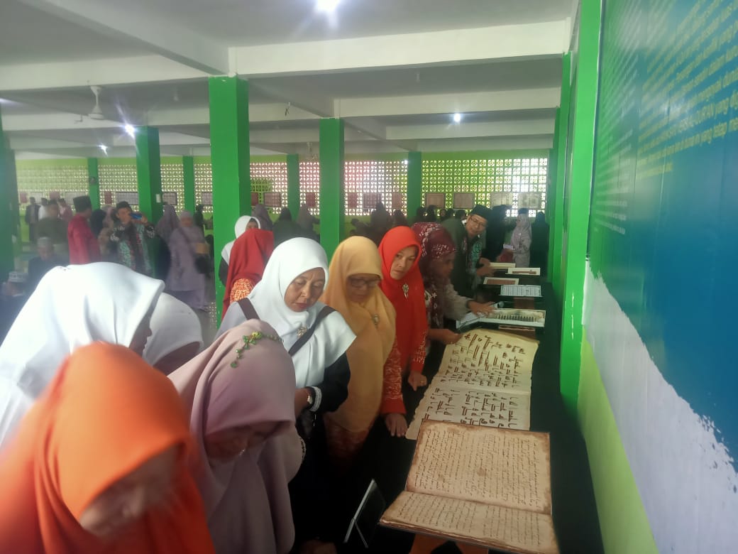 Pameran Mukjizat Al-Qur'an; Tradisi Menghafal dan Menyalin Al-Qur'an dari Masa Nabi Muhammad Saw hingga Kepulauan Riau