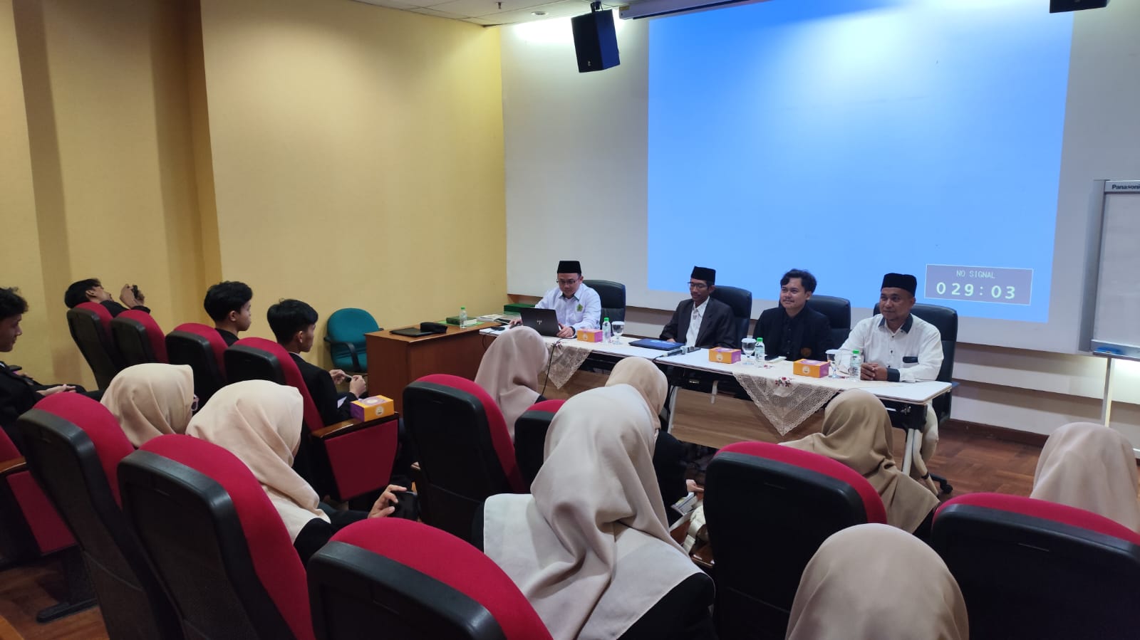 Mahasantri Darus-Sunnah Kunjungi LPMQ, Gali Ilmu Pentashihan dan Terjemahan Al-Qur’an Kemenag