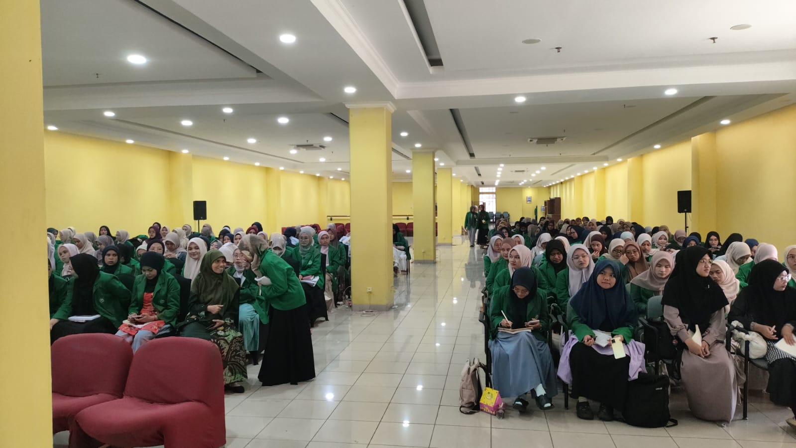 LPMQ Bekali 200 Mahasiswi IIQ Jakarta dengan Ilmu Pentashihan untuk Tugas Akhir