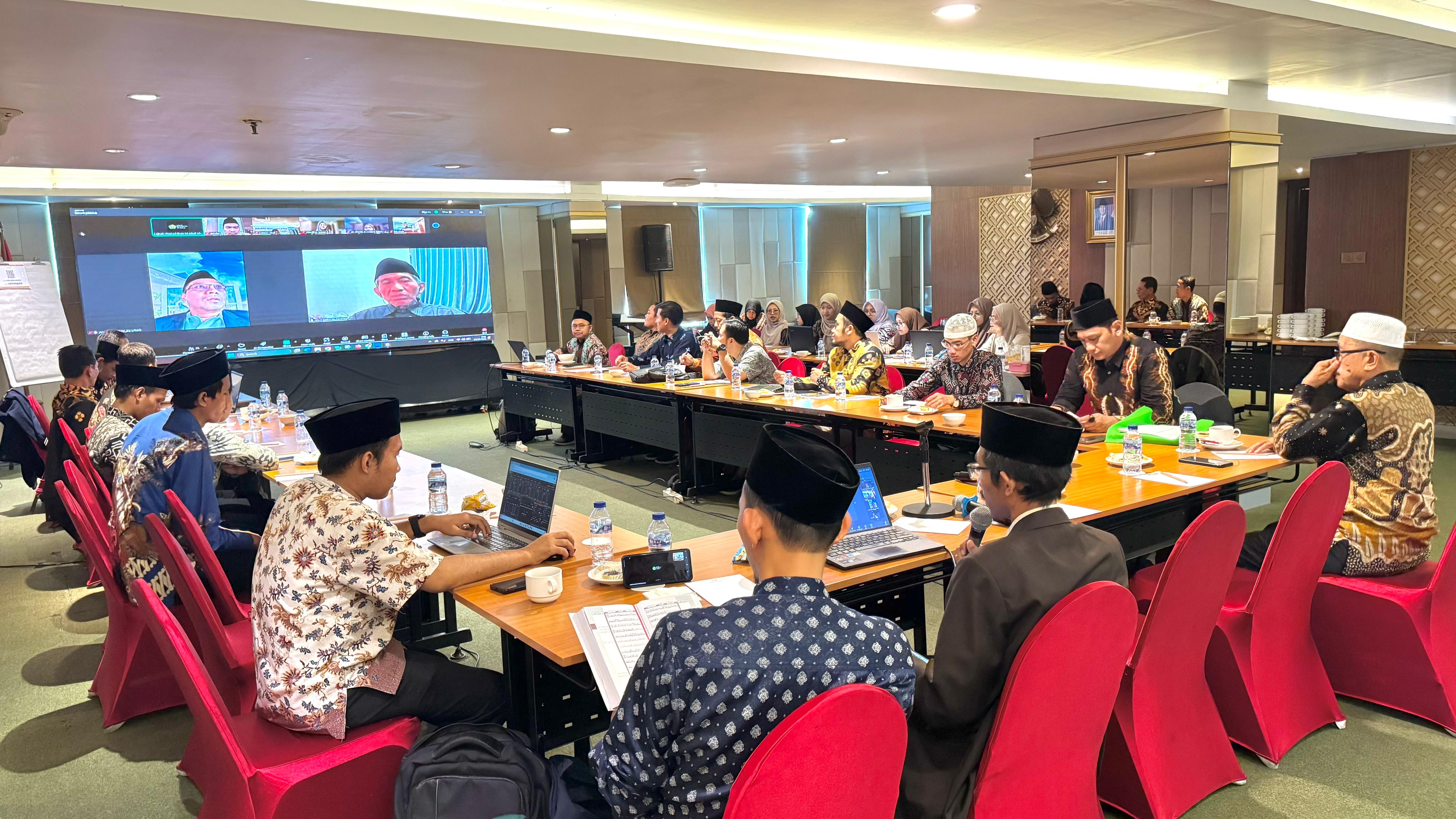 Pentashih Al-Qur’an Harus Tawadhu: Pesan Dr. KH. Ahsin Sakho dalam Sidang Reguler Pentashihan LPMQ