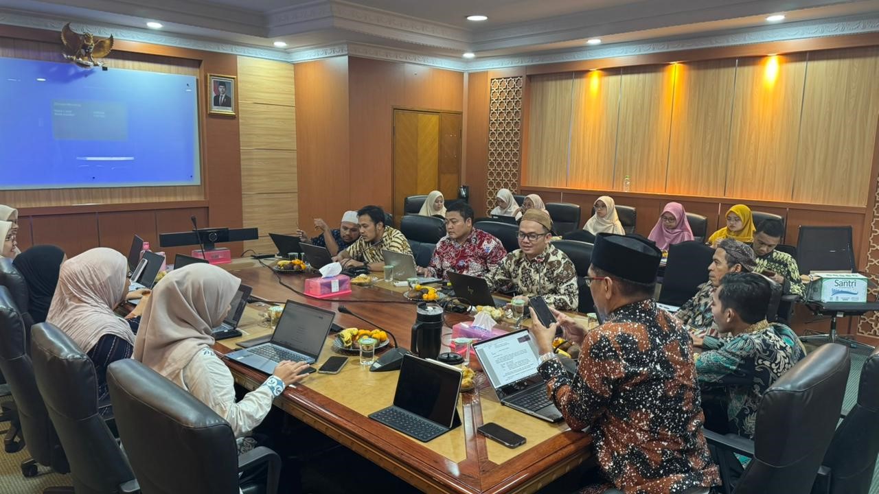 LPMQ Bangun Layanan Prima Melalui Pelaksana dan Media Layanan