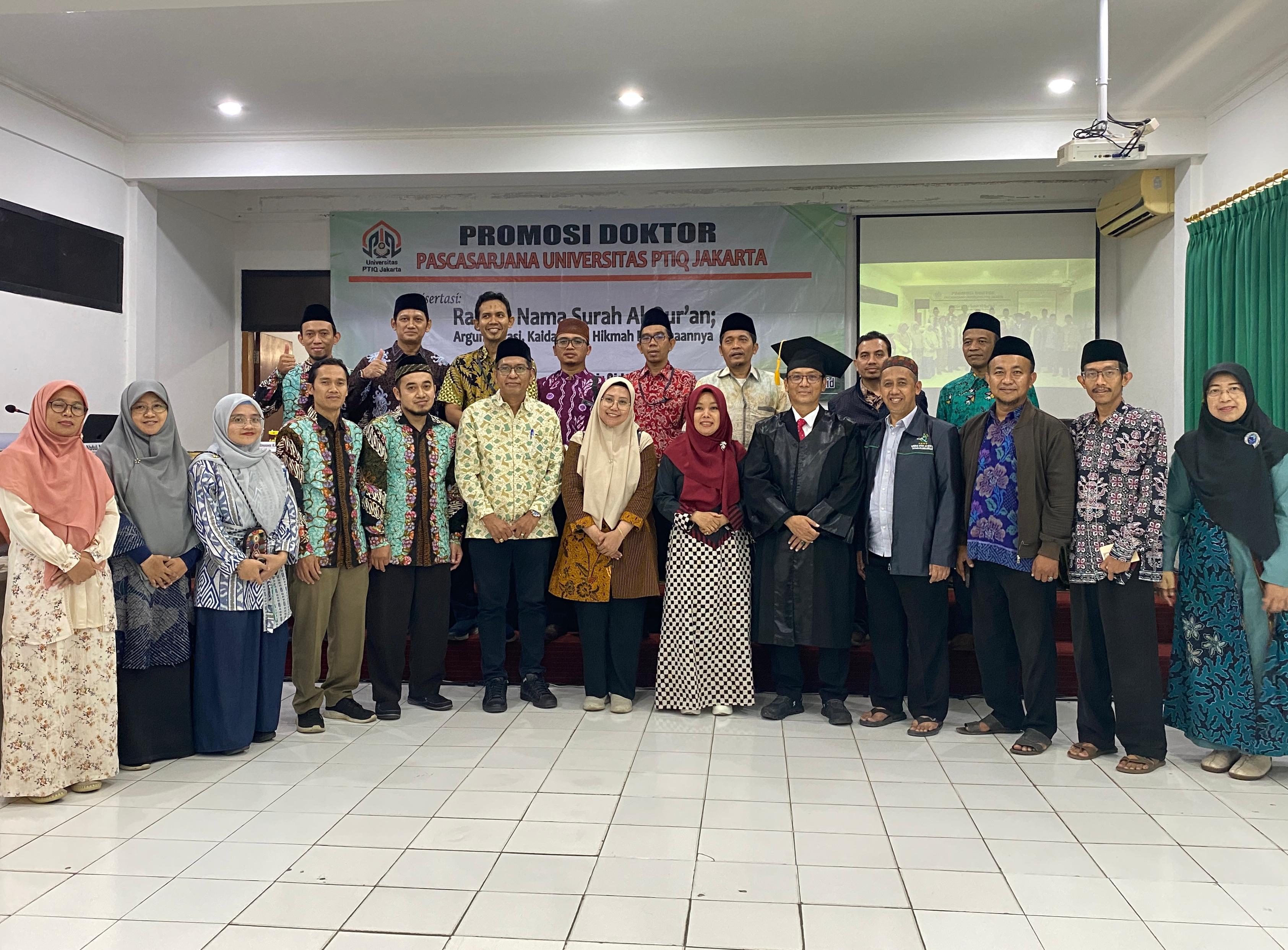 Kaji Ragam Nama Surah Al-Qur’an, Abdul Aziz Raih Doktor di Universitas PTIQ Jakarta